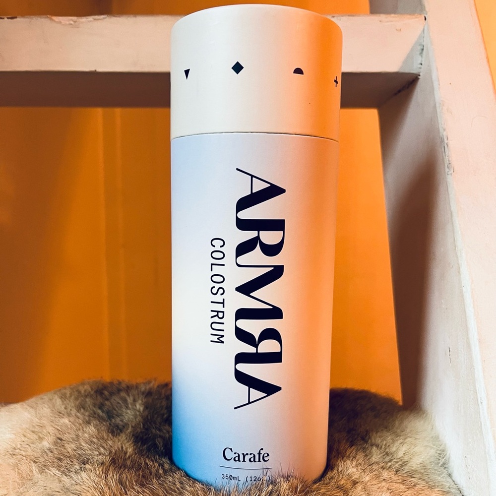 ARMA Colostrum Blue and White Carafe